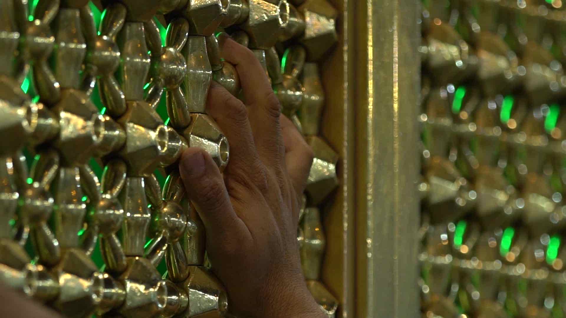 کلوزآپ پنجره فولاد 2